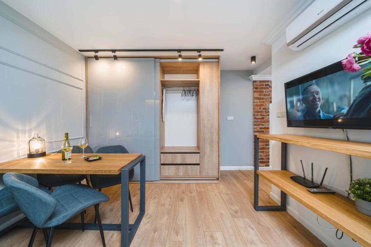 Saint Florian'S Suites - Old Town Luxury Apartments - By Upstairs كراكوفيا المظهر الخارجي الصورة