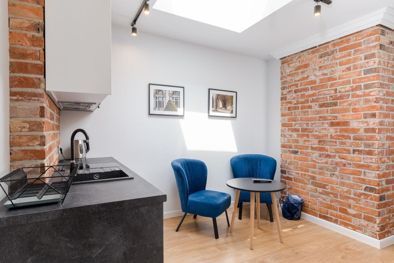 Saint Florian'S Suites - Old Town Luxury Apartments - By Upstairs كراكوفيا المظهر الخارجي الصورة