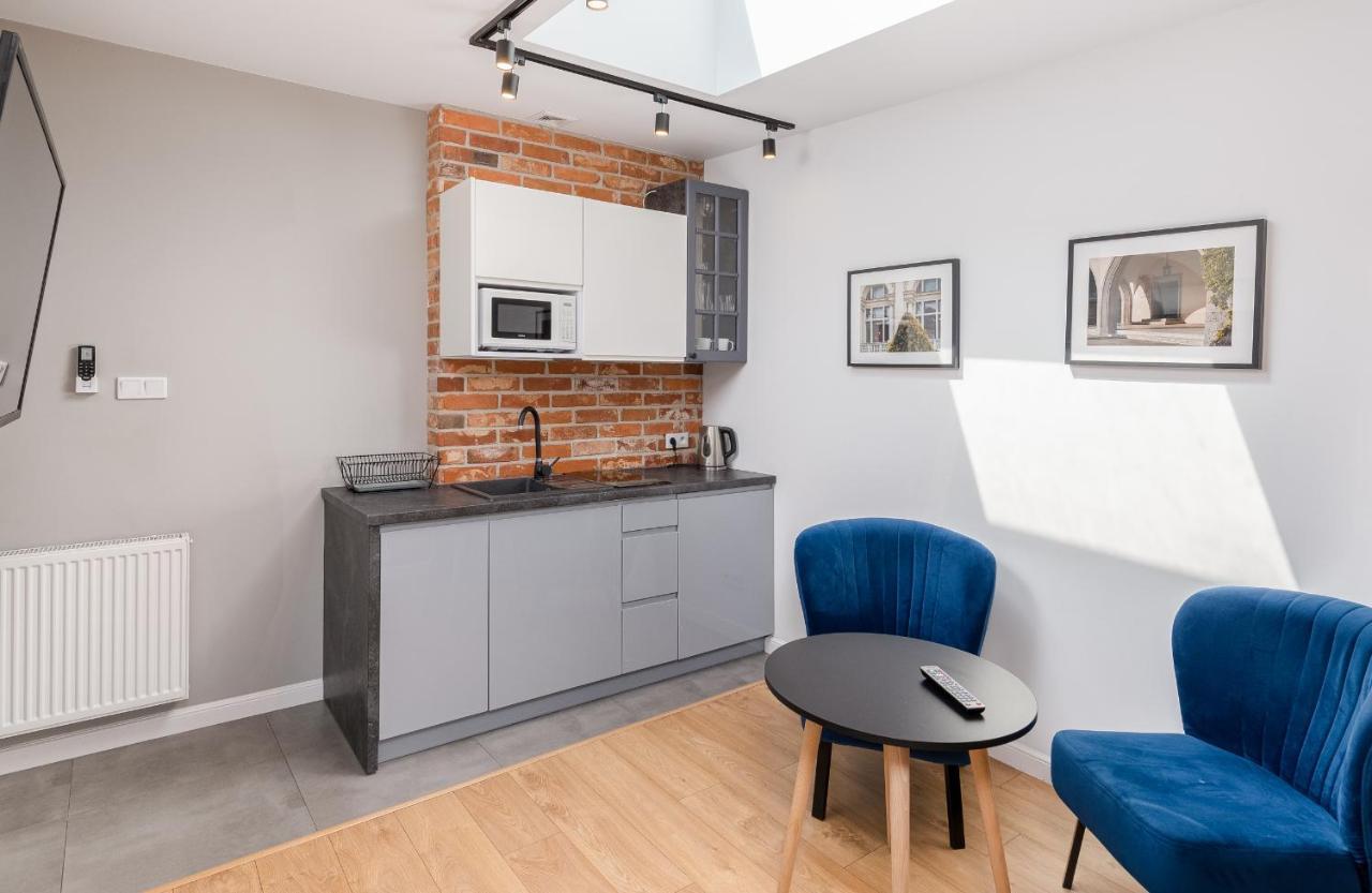 Saint Florian'S Suites - Old Town Luxury Apartments - By Upstairs كراكوفيا المظهر الخارجي الصورة