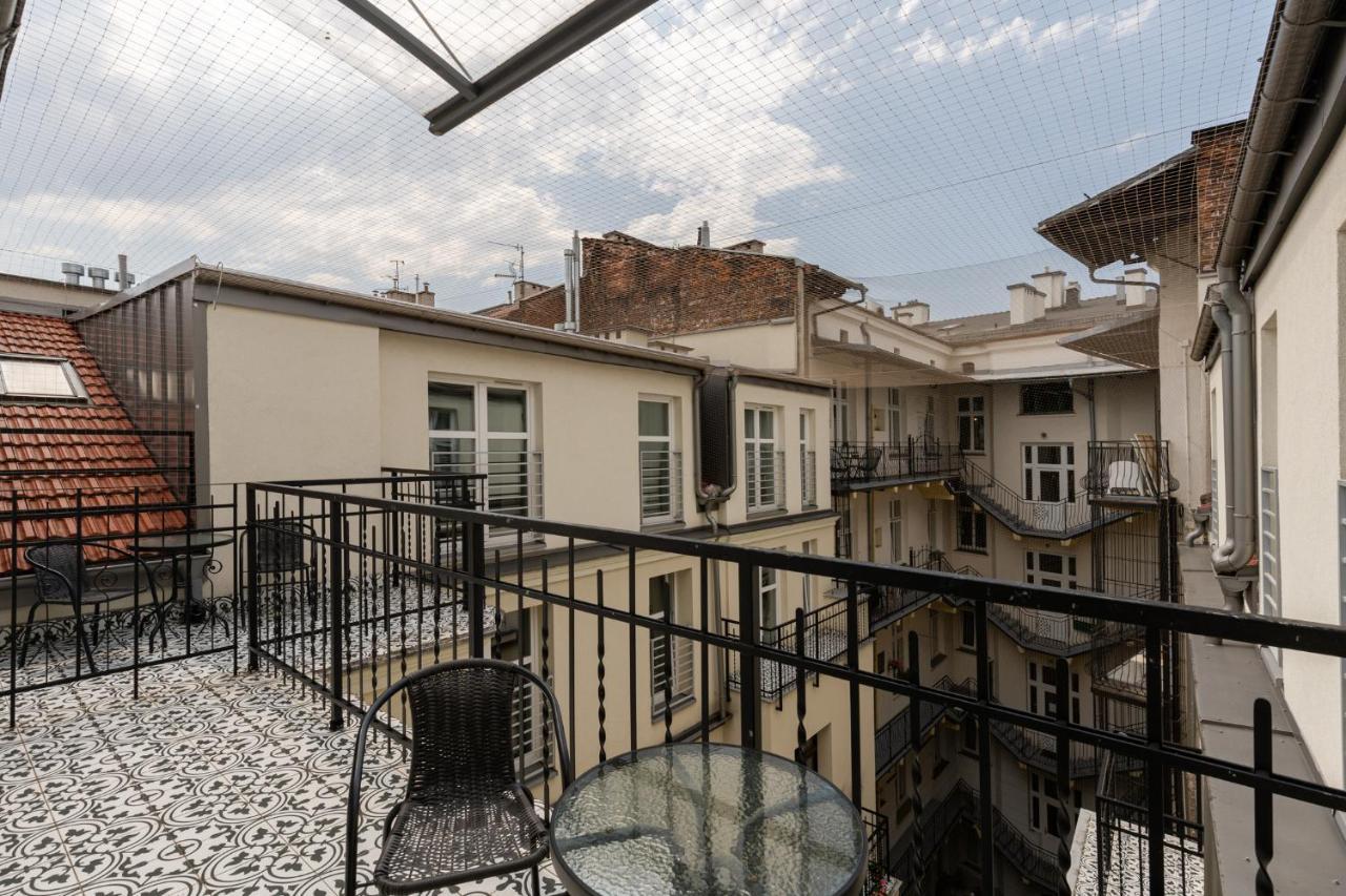 Saint Florian'S Suites - Old Town Luxury Apartments - By Upstairs كراكوفيا المظهر الخارجي الصورة