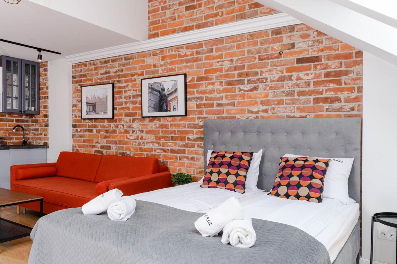 Saint Florian'S Suites - Old Town Luxury Apartments - By Upstairs كراكوفيا المظهر الخارجي الصورة